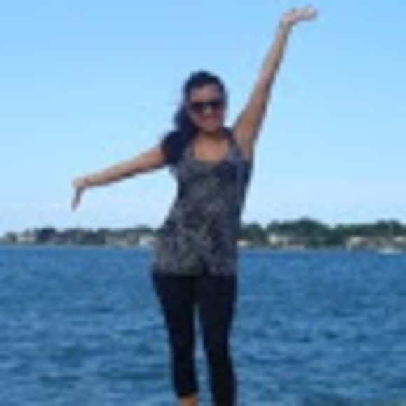 Meet your Posher, Allison - Picture 1 of 1